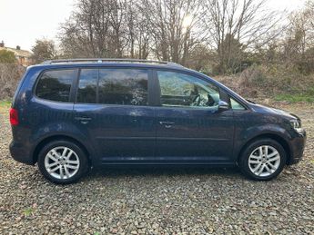 Volkswagen Touran SE TDI DSG