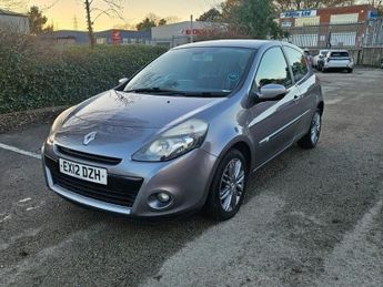 Renault Clio DYNAMIQUE TOMTOM 16V