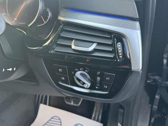 BMW 5 SERIES 2.0 520i M Sport Touring 5dr Petrol Auto Euro 6 (s/s) (184 ps)