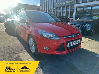 Ford Focus 1.0T EcoBoost Zetec Euro 5 (s/s) 5dr