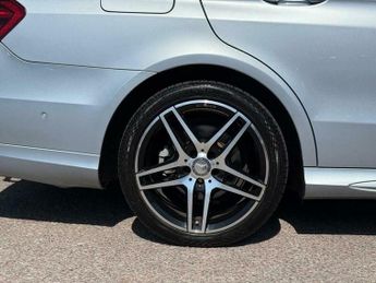 Mercedes-Benz E Class 2.1 E220 BlueTEC AMG Night Edition (Premium) G-Tronic+ Euro 6 (s