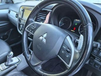 Mitsubishi Outlander 2.0h 12kWh GX4h CVT 4WD Euro 5 (s/s) 5dr