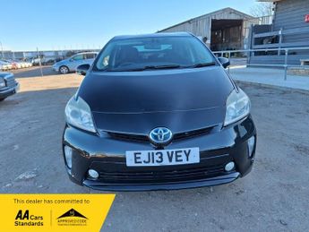 Toyota Prius 1.8 Saloon 4dr Petrol Hybrid CVT (120 g/km, 70 bhp)