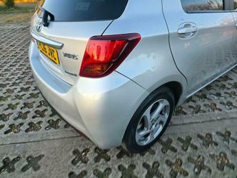 Toyota Yaris 1.5 VVT-h Icon E-CVT Euro 6 5dr