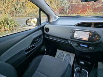 Toyota Yaris 1.5 VVT-h Icon E-CVT Euro 6 5dr