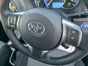 Toyota Yaris 1.5 VVT-h Icon E-CVT Euro 6 5dr