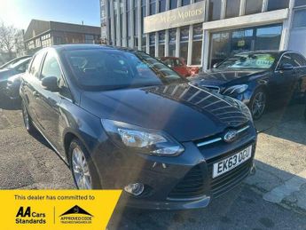 Ford Focus 1.0T EcoBoost Titanium Navigator Euro 5 (s/s) 5dr