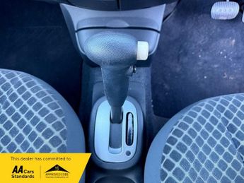 Nissan Micra 1.4 16v SVE Hatchback 3dr Petrol Automatic (163 g/km, 87 bhp)