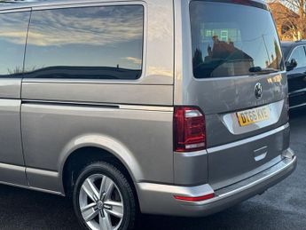 Volkswagen Transporter Shuttle 2.0 BiTDI BlueMotion Tech SE Minibus Double Cab 5dr Diesel DSG F