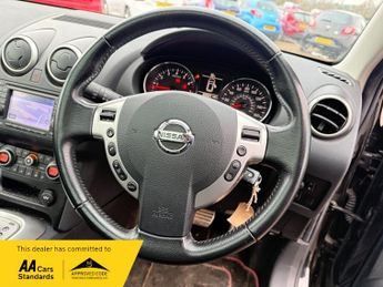 Nissan Qashqai 2.0 Tekna SUV 5dr Petrol CVT 4WD Euro 5 (AVM) (140 ps)