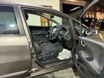 Honda Jazz 1.4 i-VTEC ES Plus CVT Euro 5 5dr