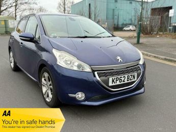 Peugeot 208 1.4 HDi Allure Euro 5 5dr
