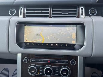Land Rover Range Rover 5.0 V8 Autobiography SUV 5dr Petrol Auto 4WD Euro 6 (s/s) (510 p