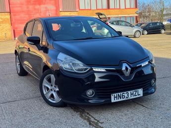 Renault Clio 1.2 16V Dynamique MediaNav Hatchback 5dr Petrol Manual Euro 5 (7