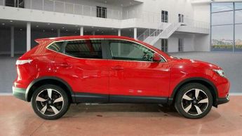 Nissan Qashqai 1.2 DIG-T N-Connecta XTRON 2WD Euro 6 (s/s) 5dr
