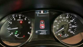 Nissan Qashqai 1.2 DIG-T N-Connecta XTRON 2WD Euro 6 (s/s) 5dr