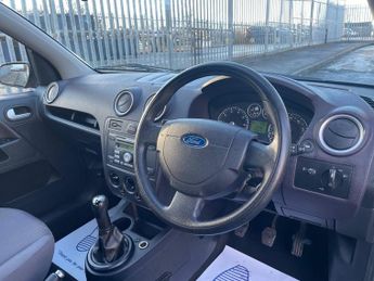 Ford Fusion 1.4 STYLE CLIMATE