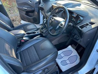 Ford Kuga TITANIUM TDCI ULEZ COMPLIANT FULL SERVICE HISTORY WITH 8 SERVICE