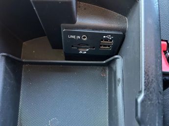 Ford Kuga TITANIUM TDCI ULEZ COMPLIANT FULL SERVICE HISTORY WITH 8 SERVICE