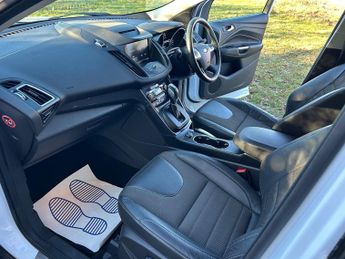 Ford Kuga TITANIUM TDCI ULEZ COMPLIANT FULL SERVICE HISTORY WITH 8 SERVICE