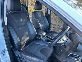 Ford Kuga TITANIUM TDCI ULEZ COMPLIANT FULL SERVICE HISTORY WITH 8 SERVICE