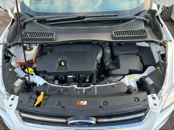 Ford Kuga TITANIUM TDCI ULEZ COMPLIANT FULL SERVICE HISTORY WITH 8 SERVICE