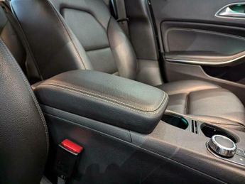 Mercedes-Benz A Class 1.5 A180d Sport (Premium) 7G-DCT Euro 6 (s/s) 5dr