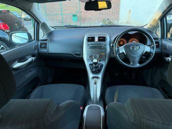 Toyota Auris 1.6 VVT-i T Spirit 5dr