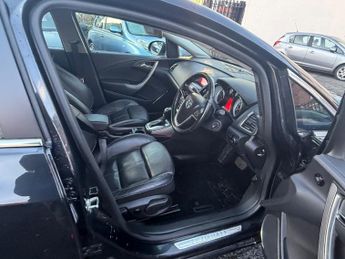 Vauxhall Astra 2.0 CDTi Elite Auto Euro 5 5dr