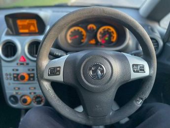 Vauxhall Corsa 1.2 16V Excite Euro 5 3dr (A/C)