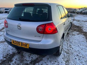 Volkswagen Golf 1.6 FSI S 5dr