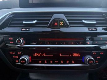 BMW 5 SERIES 2.0 520d SE Auto Euro 6 (s/s) 4dr