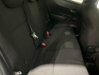 Toyota Yaris 1.5 VVT-h Icon Plus CVT Euro 5 5dr