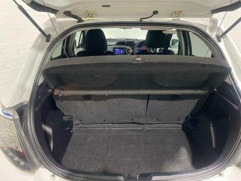 Toyota Yaris 1.5 VVT-h Icon Plus CVT Euro 5 5dr