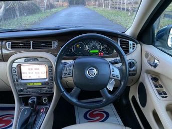 Jaguar X-Type 2.2D DPF SE 4dr