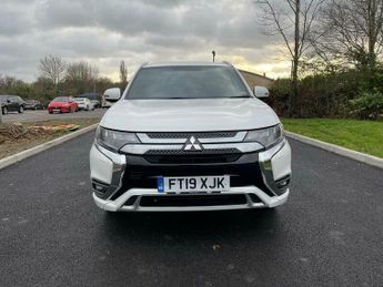 Mitsubishi Outlander 2.4h TwinMotor 13.8kWh 4h CVT 4WD Euro 6 (s/s) 5dr