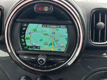 MINI Countryman COOPER 1 FORMER KEEPER FROM NEW WITH A FULL MINI DEALER SERVICE 