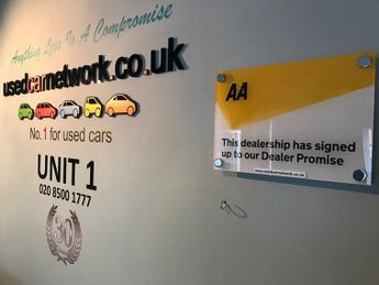 MINI Countryman COOPER 1 FORMER KEEPER FROM NEW WITH A FULL MINI DEALER SERVICE 