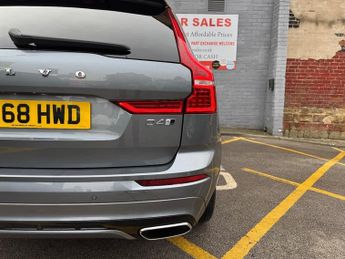 Volvo XC60 D4 R-DESIGN AWD