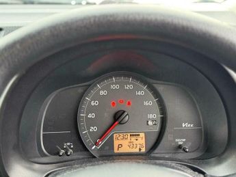 Toyota Yaris 1.0 VVT-i Icon CVT Euro 5 5dr