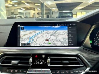 BMW X5 XDRIVE30D M SPORT [2X SERVICES, BODY KIT AND 7 SEATS]