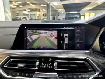 BMW X5 XDRIVE30D M SPORT [2X SERVICES, BODY KIT AND 7 SEATS]