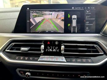 BMW X5 XDRIVE30D M SPORT [2X SERVICES, BODY KIT AND 7 SEATS]