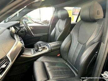 BMW X5 XDRIVE30D M SPORT [2X SERVICES, BODY KIT AND 7 SEATS]