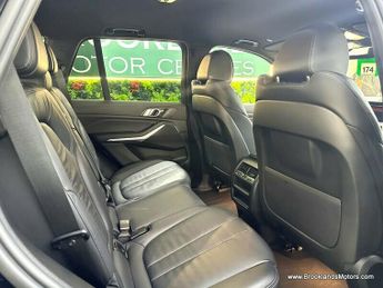 BMW X5 XDRIVE30D M SPORT [2X SERVICES, BODY KIT AND 7 SEATS]