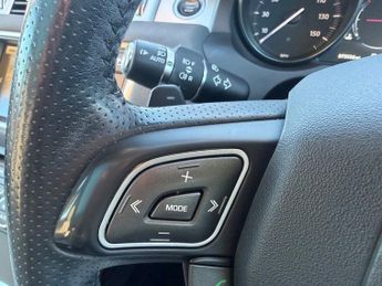 Land Rover Range Rover Evoque TD4 HSE DYNAMIC LUX