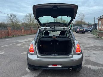 MINI Hatch COOPER