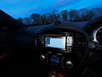 Nissan Juke 1.6 Acenta Premium SUV 5dr Petrol XTRON Euro 5 (117 ps)