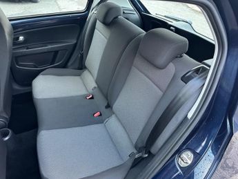 Volkswagen Up 1.0 Move up! Hatchback 5dr Petrol ASG Euro 5 (60 ps)