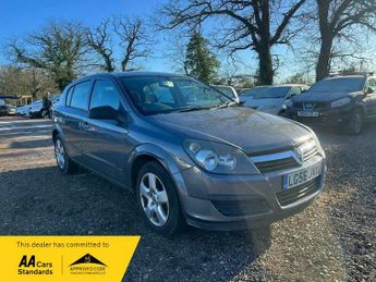 Vauxhall Astra CLUB 16V E4